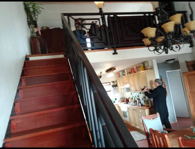 2 BEDROOM APARTMENT FOR SALE IN KENSINGTON